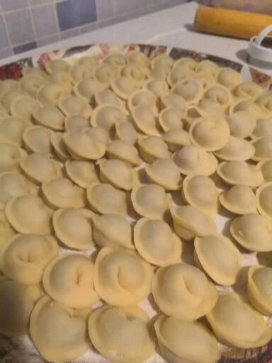Домашние полуфабрикаты ручной работы. Из качественных и свежих продукт