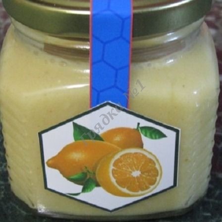 Мед натуральный с лимоном.