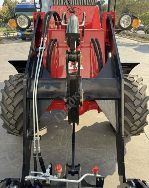 Фронтальный погрузчик ZVEZDA ZL20G