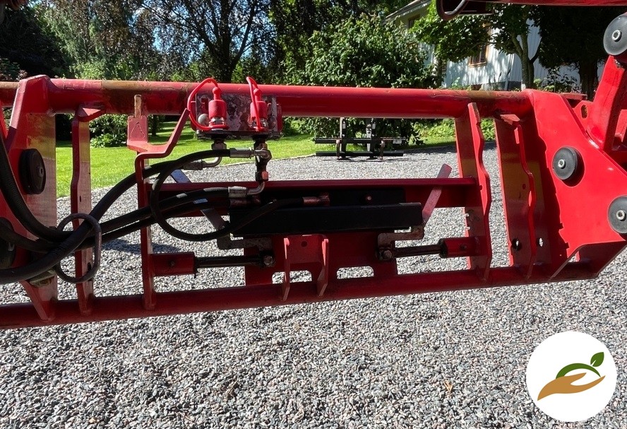 2009 Трактор Massey Ferguson 5435