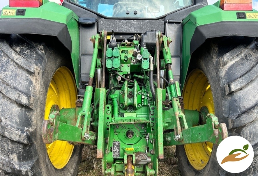2002 Трактор John Deere 6310