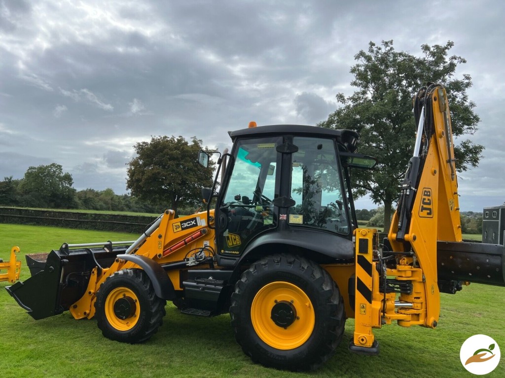 2010 JCB 3CX Колесный экскаватор