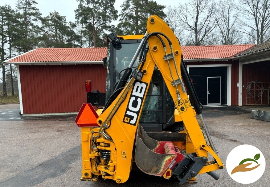 2013 Колесный экскаватор JCB MIDI CX-4