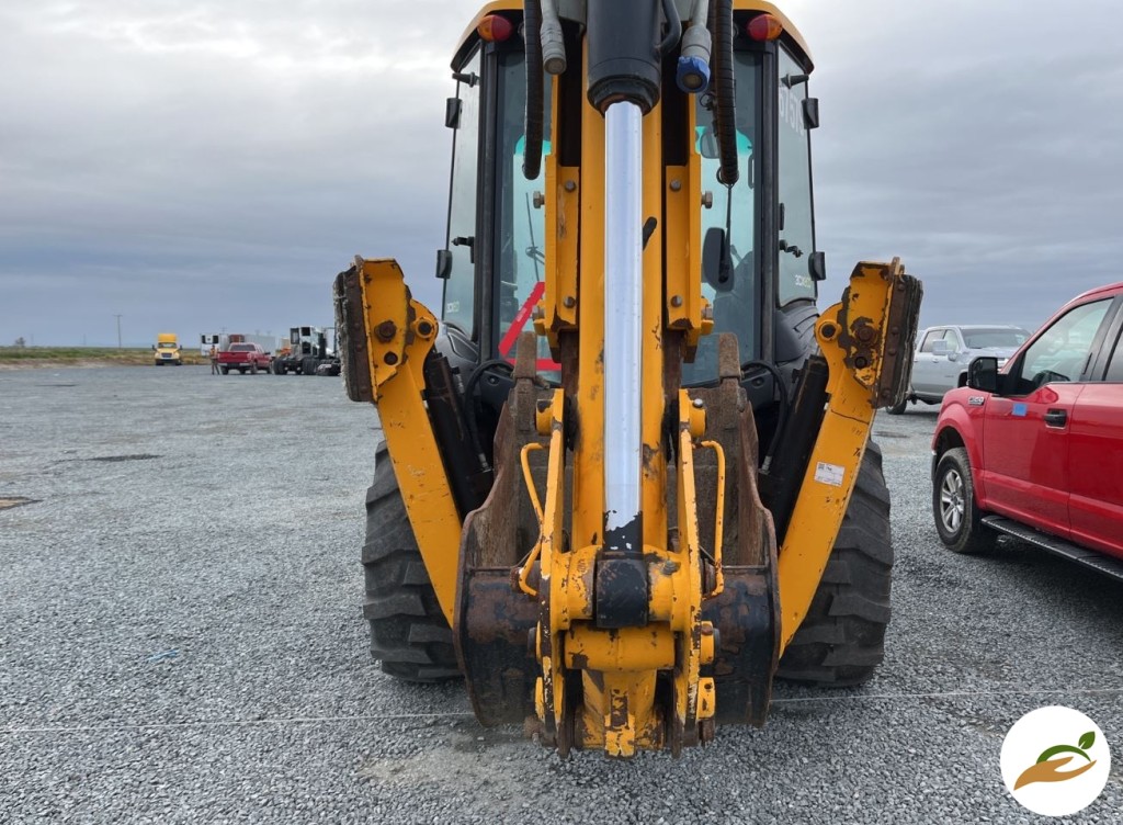 2018 JCB 3CX 4x4 Колесный экскаватор