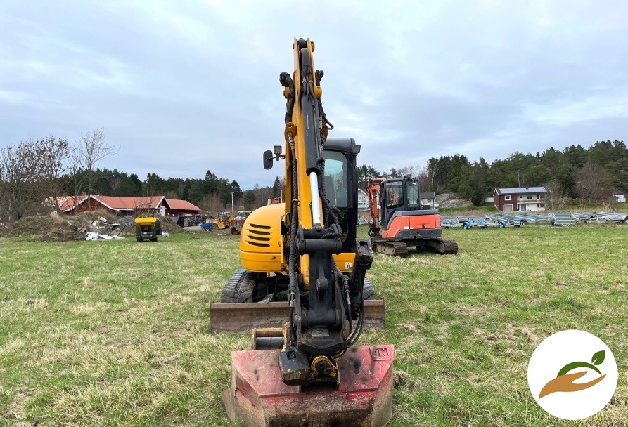2013 экскаватор JCB 8055 ZTS