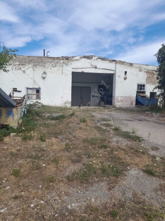 Производственно-складской комплекс 2355 м.кв,Белогорск,Крым