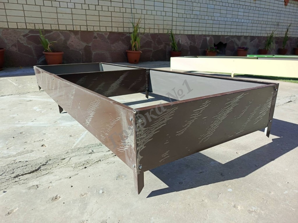 Садовая грядка 0.7 *2.5 коричневая