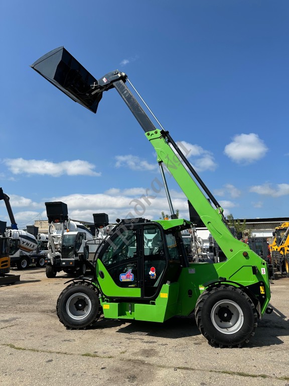 Телескопический погрузчик Rantex XT790