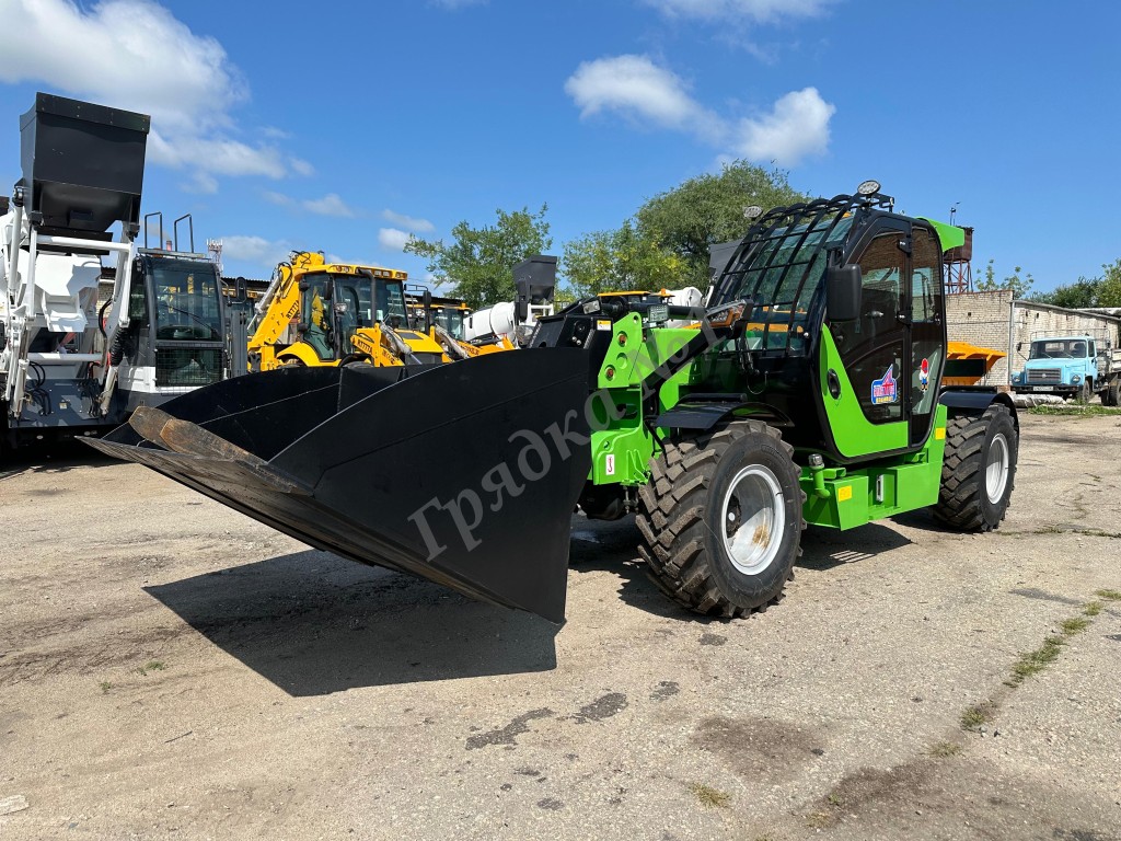 Телескопический погрузчик Rantex XT790