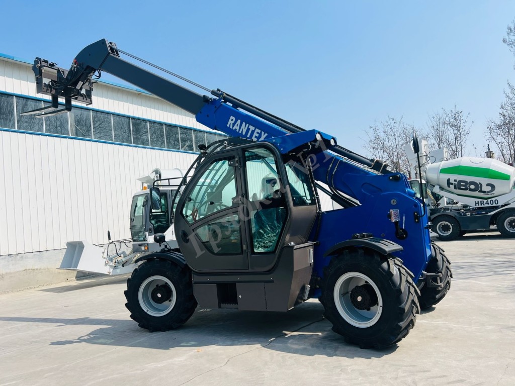Телескопический погрузчик Rantex XT790