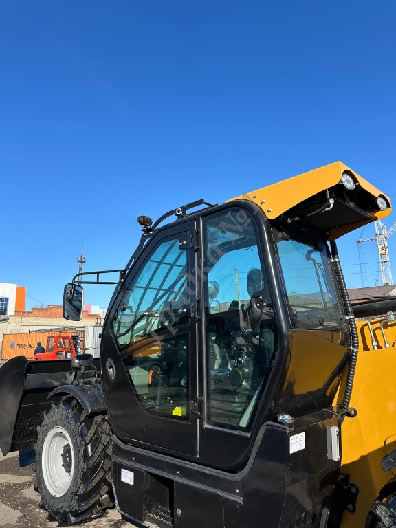 Телескопический погрузчик Rantex XT790