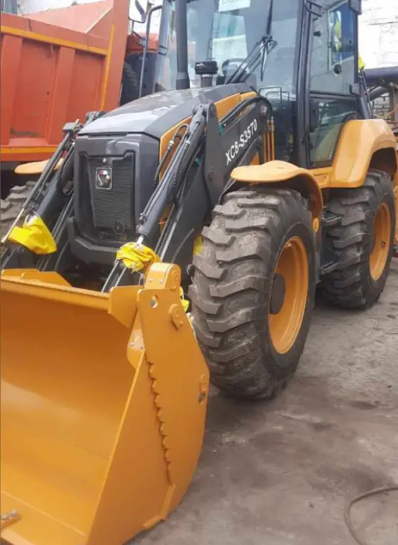 Экскаватор погрузчик XCMG XC8 S3570