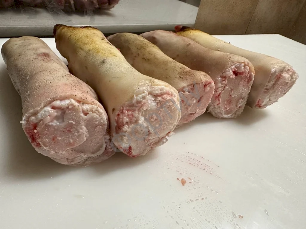 Ноги свиные. Свиная разделка.