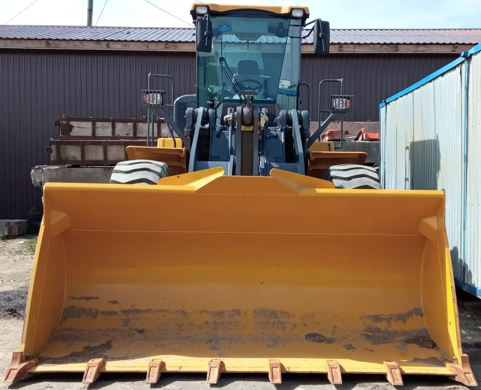 Фронтальный погрузчик XCMG ZL60GV